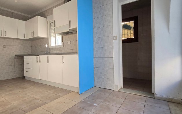 Resale - Villa - Torrevieja - El Chaparal