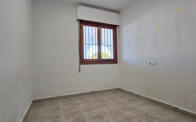 Resale - Villa - Torrevieja - El Chaparal