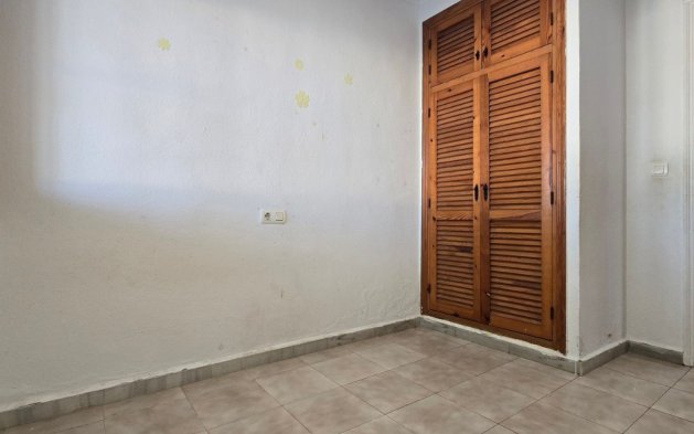 Resale - Villa - Torrevieja - El Chaparal