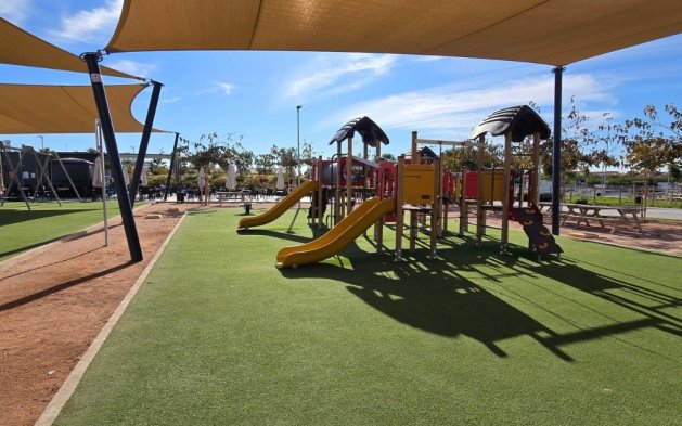 Resale - Villa - Torrevieja - El Chaparal