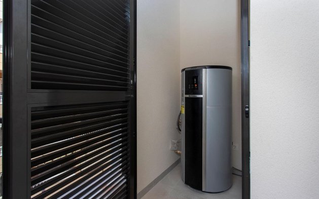 Resale - Apartment / flat - Torrevieja - Paseo maritimo