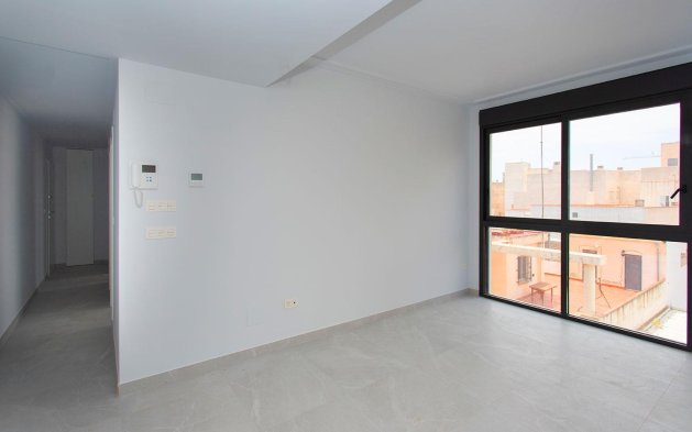 Resale - Apartment / flat - Torrevieja - Paseo maritimo