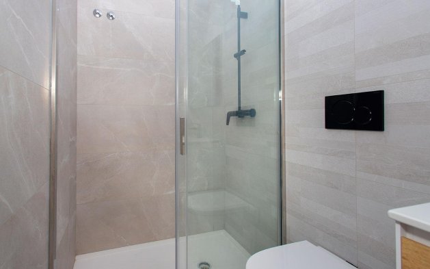 Resale - Apartment / flat - Torrevieja - Paseo maritimo