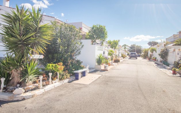 Resale - Bungalow - Torrevieja - El chaparral
