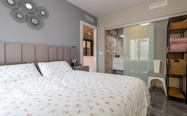 Resale - Apartment / flat - Orihuela Costa - La Florida