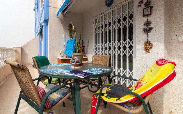 Resale - Apartment / flat - Torrevieja - Playa de los locos
