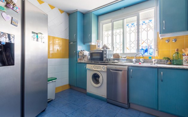 Resale - Apartment / flat - Torrevieja - Playa de los locos