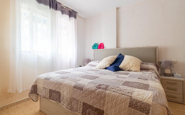 Resale - Apartment / flat - Torrevieja - Playa de los locos