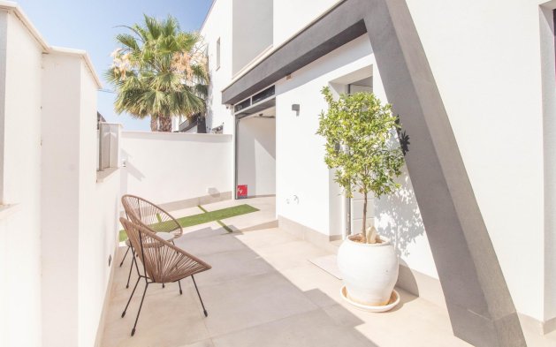 Resale - Duplex - Santiago de la Ribera - zona san blas