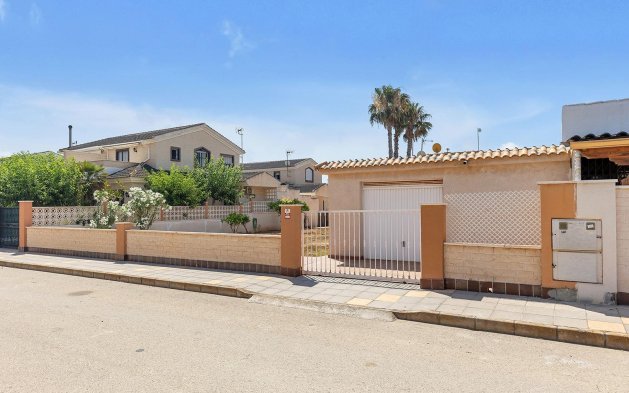 Resale - Villa - Pilar de la Horadada - La Torre de la Horadada