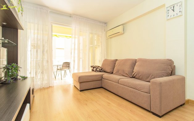Resale - Apartment / flat - Torrevieja - Playa del Cura