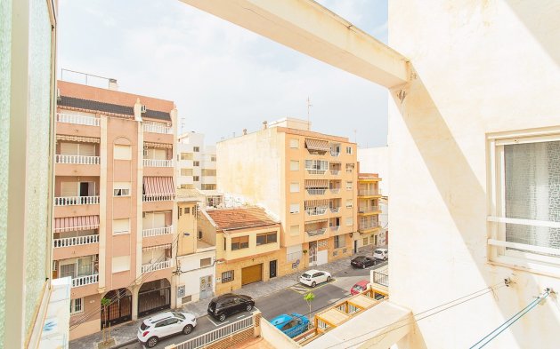 Resale - Apartment / flat - Torrevieja - Playa del Cura