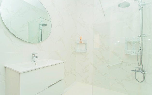 Resale - Apartment / flat - Torrevieja - Playa del Cura