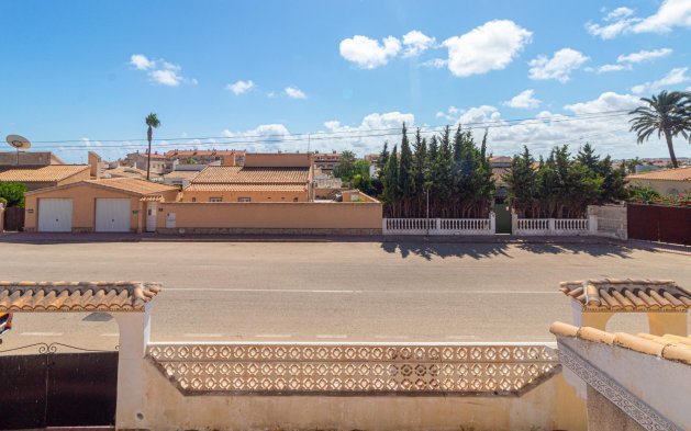 Resale - Villa - Orihuela Costa - Los Almendros-La Florida