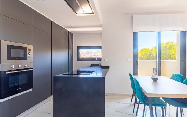 Resale - Apartment / flat - Orihuela Costa - Los Almendros-La Florida