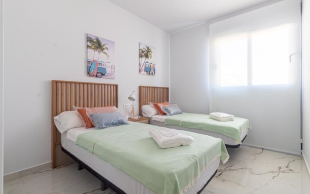 Resale - Apartment / flat - Orihuela Costa - Los Almendros-La Florida