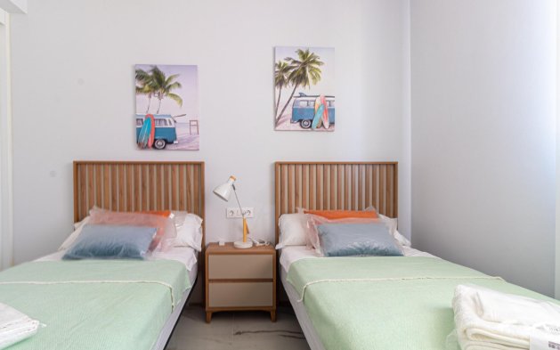 Resale - Apartment / flat - Orihuela Costa - Los Almendros-La Florida