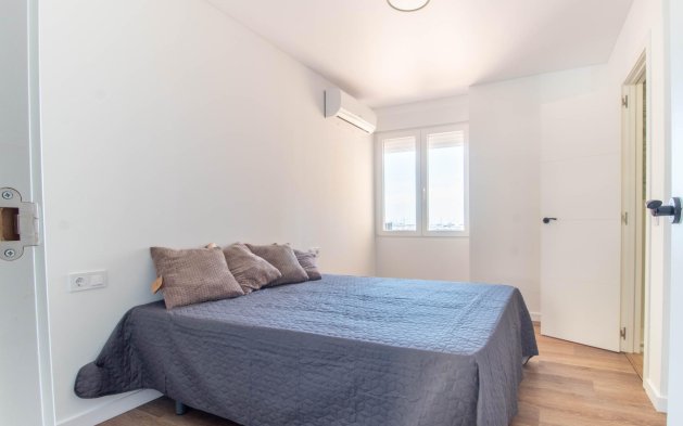 Resale - Apartment / flat - Torrevieja - Acequion