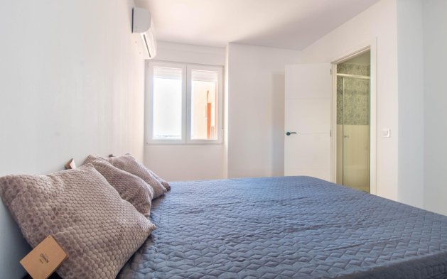 Resale - Apartment / flat - Torrevieja - Acequion