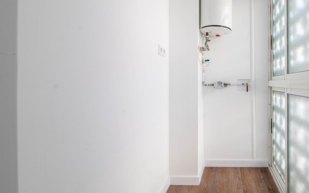 Resale - Apartment / flat - Torrevieja - Acequion