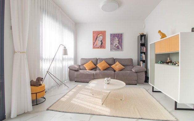 Odsprzedaż - Mieszkanie w bloku - San Miguel de Salinas