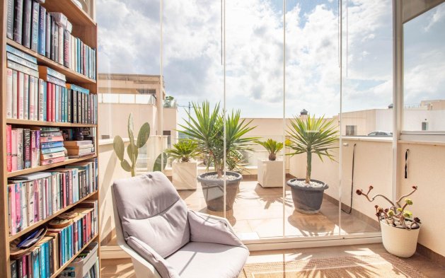 Odsprzedaż - Mieszkanie w bloku - San Miguel de Salinas