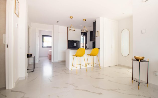 Odsprzedaż - Mieszkanie w bloku - San Miguel de Salinas