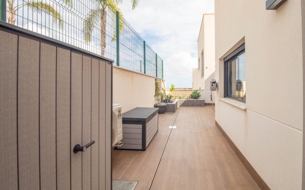 Odsprzedaż - Mieszkanie w bloku - San Miguel de Salinas