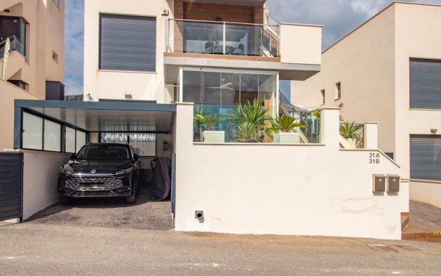 Odsprzedaż - Mieszkanie w bloku - San Miguel de Salinas