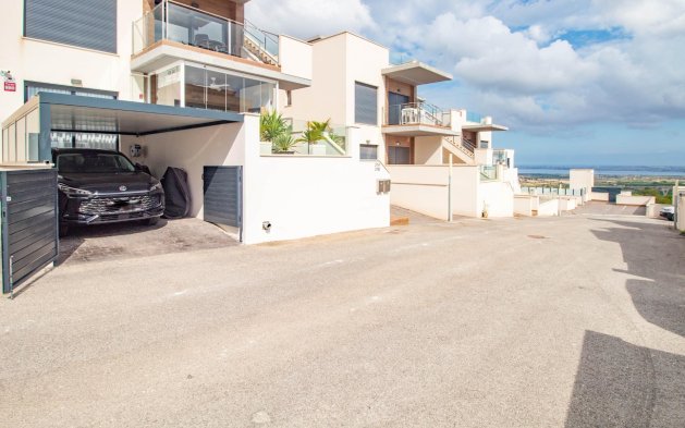 Odsprzedaż - Mieszkanie w bloku - San Miguel de Salinas