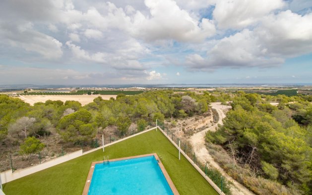 Odsprzedaż - Mieszkanie w bloku - San Miguel de Salinas