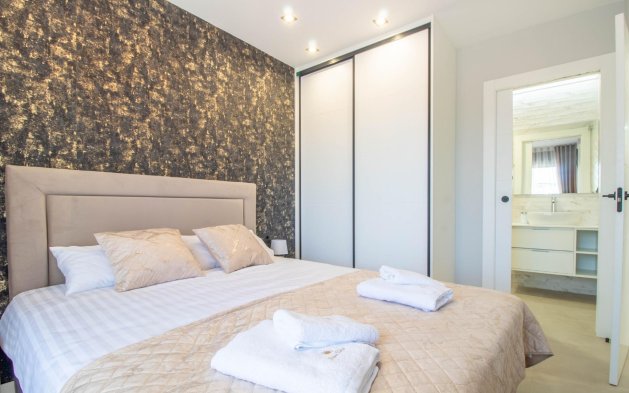 Resale - Apartment / flat - Orihuela Costa - Punta Prima