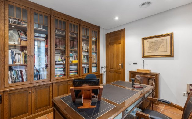 Resale - Villa - Torrevieja - La Veleta