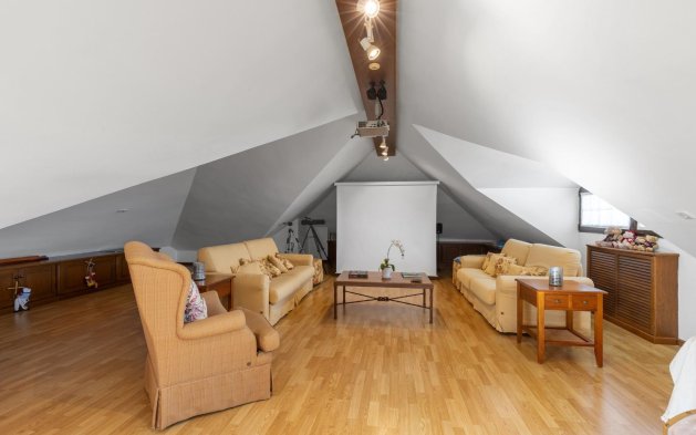 Resale - Villa - Torrevieja - La Veleta