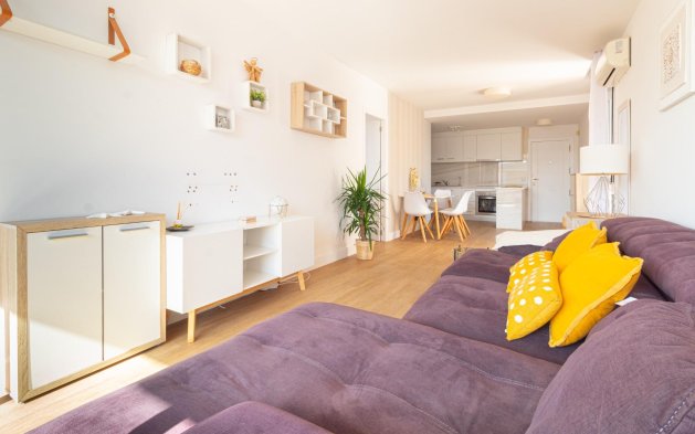 Resale - Apartment / flat - Orihuela Costa - Los Dolses