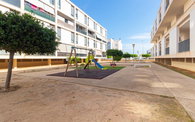 Resale - Apartment / flat - Orihuela Costa - Los Dolses