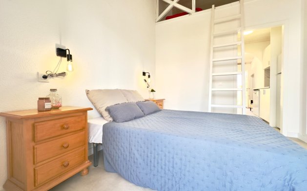 Resale - Apartment / flat - Torrevieja - Los Frutales