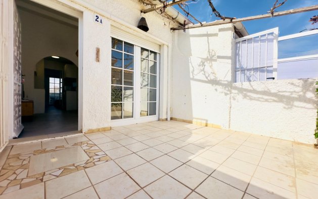 Resale - Apartment / flat - Torrevieja - Los Frutales