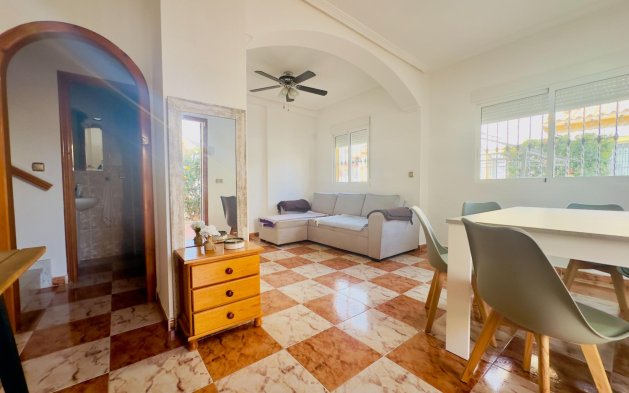 Resale - Villa - Orihuela Costa - Cabo Roig