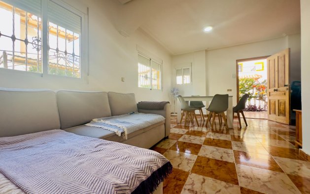 Resale - Villa - Orihuela Costa - Cabo Roig