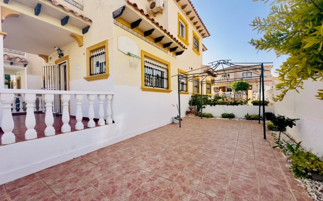 Resale - Villa - Orihuela Costa - Cabo Roig