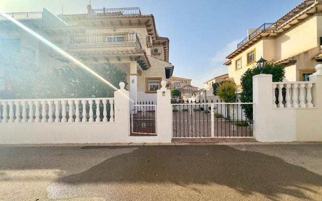 Resale - Villa - Orihuela Costa - Cabo Roig