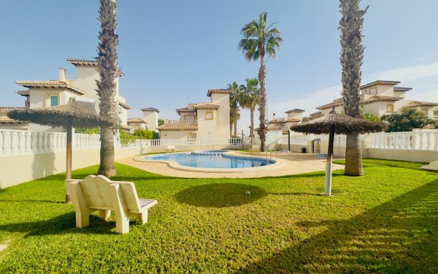 Resale - Villa - Orihuela Costa - Cabo Roig