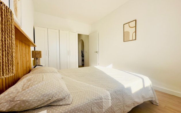 Resale - Apartment / flat - Orihuela Costa - La Regia