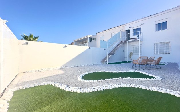 Resale - Apartment / flat - Orihuela Costa - La Regia