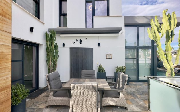 Resale - Villa - Orihuela Costa - Lomas de Cabo Roig