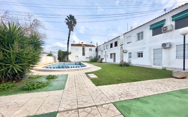 Resale - Bungalow - Orihuela Costa - La Regia