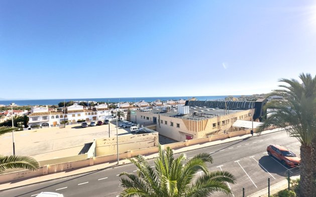Resale - Apartment / flat - Torrevieja - Torreblanca