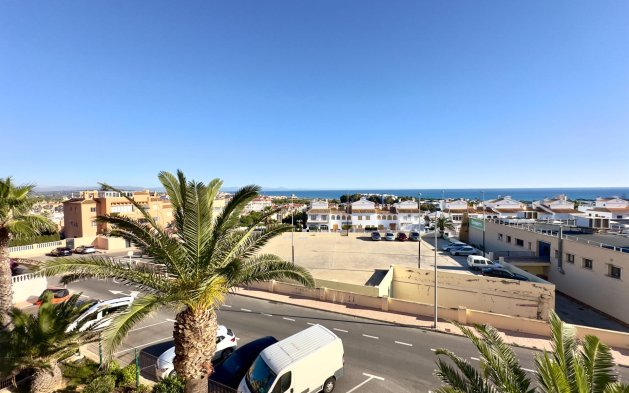 Resale - Apartment / flat - Torrevieja - Torreblanca