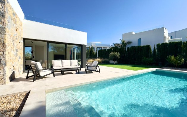 Resale - Villa - Orihuela - Las Colinas Golf